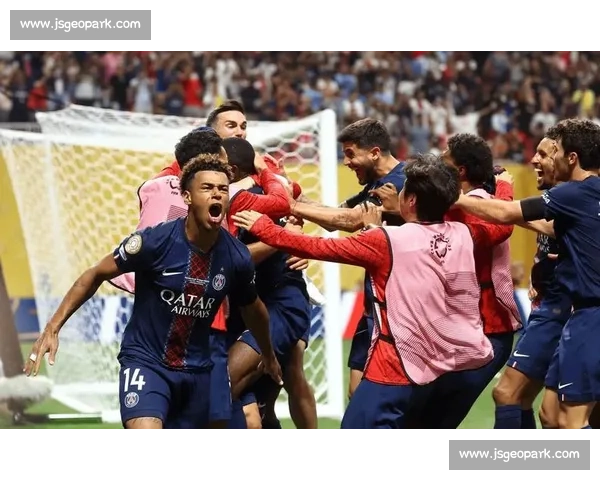 红魔对决银河战舰的欧洲超级杯巅峰之夜前瞻豪门碰撞历史恩怨再起